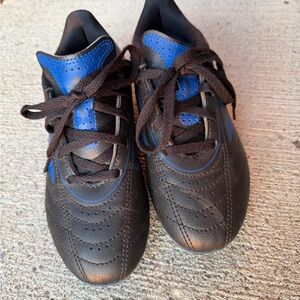 adidas soccer cleats size 13.5